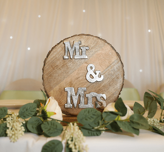 Hayes for weddings: Reception-ready charm